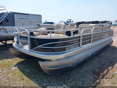 2018 Suntracker Ph30 Pontoon Boat