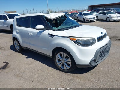KNDJP3A5XF7796381 KIA SOUL Photo 1
