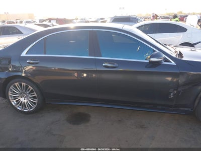 MERCEDES-BENZ S 550