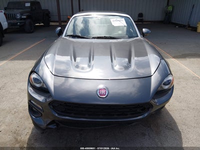 FIAT 124 SPIDER