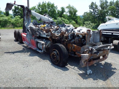 1FUJA6CK84L****** · 2004 FREIGHTLINER CONVENTIONAL COLUMBIA