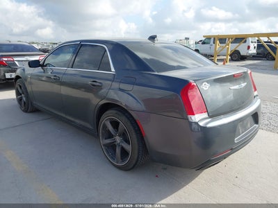 CHRYSLER 300