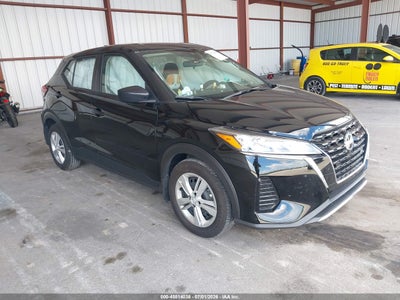 2025 Nissan Kicks Play