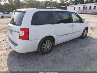 CHRYSLER TOWN & COUNTRY
