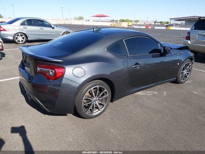 TOYOTA 86
