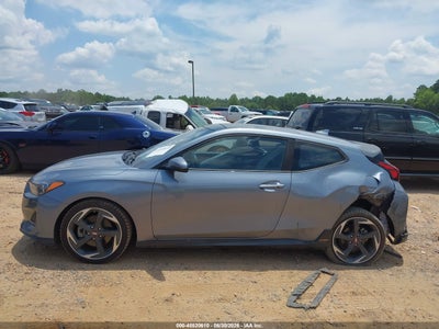 HYUNDAI VELOSTER