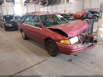 1FARP15J1RW188327 FORD ESCORT Photo 1