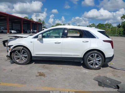 CADILLAC XT5