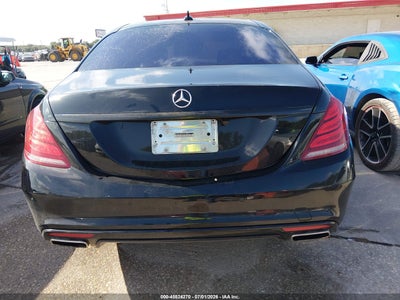 MERCEDES-BENZ S 550