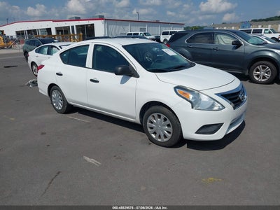 NISSAN VERSA