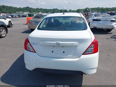NISSAN VERSA