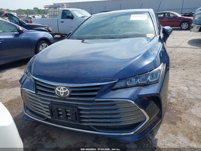 TOYOTA AVALON