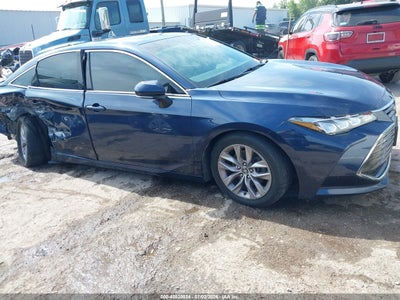 TOYOTA AVALON