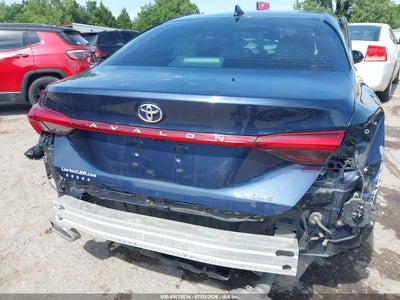 TOYOTA AVALON