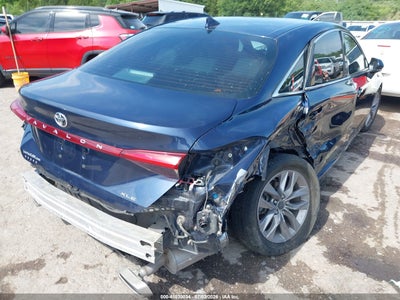 TOYOTA AVALON