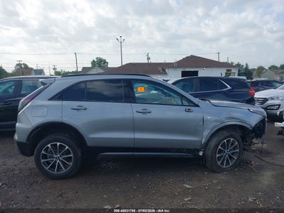CADILLAC XT4