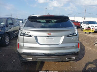 CADILLAC XT4