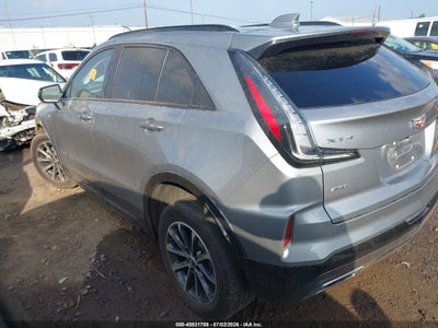 CADILLAC XT4