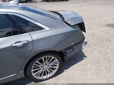CADILLAC CT6