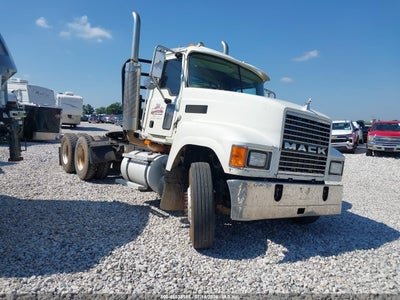2007 Mack 600