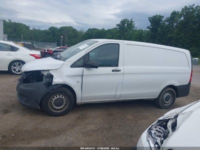 MERCEDES-BENZ METRIS