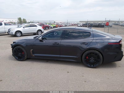 KIA STINGER