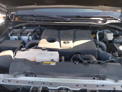 TOYOTA TUNDRA