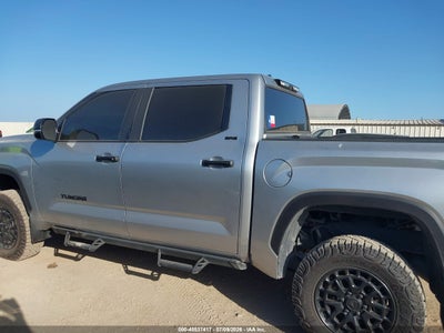 TOYOTA TUNDRA
