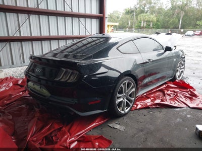 FORD MUSTANG