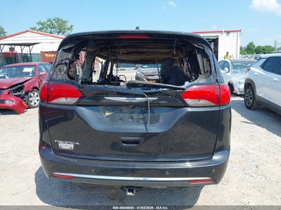 CHRYSLER PACIFICA