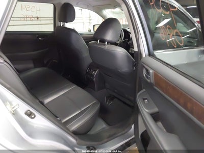 SUBARU OUTBACK