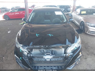 2019 NISSAN ALTIMA 12