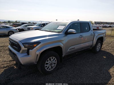 TOYOTA TACOMA
