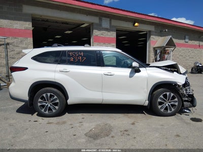 TOYOTA HIGHLANDER