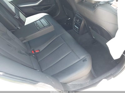 BMW 330I