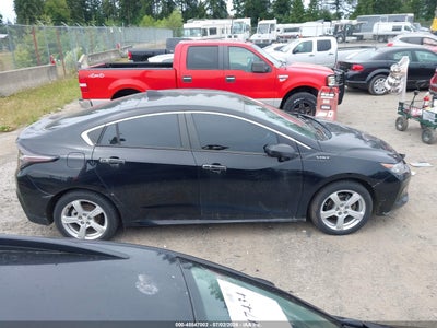 2018 CHEVROLET VOLT 12
