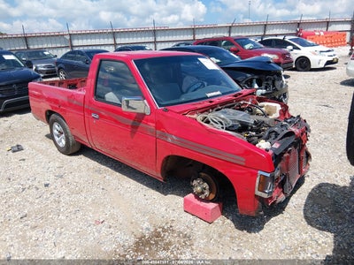 1997 Nissan 4X2 Truck