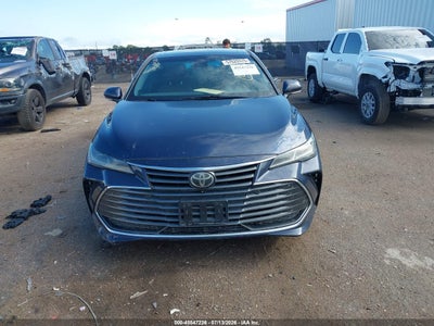 TOYOTA AVALON