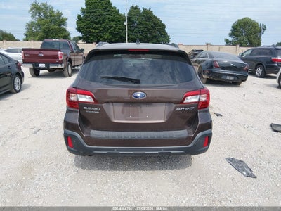 SUBARU OUTBACK