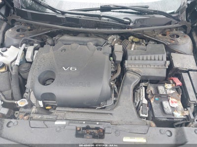 NISSAN MAXIMA