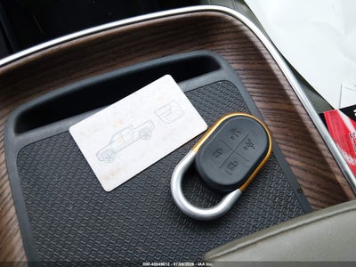 RIVIAN R1T