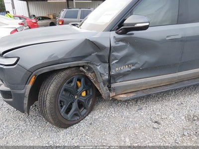RIVIAN R1T