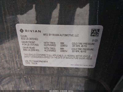 RIVIAN R1T
