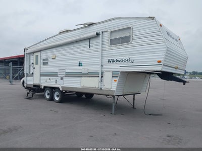 2003 Wildwood Le Fifth Wheel Serie