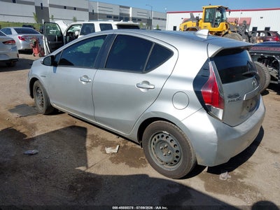 TOYOTA PRIUS C