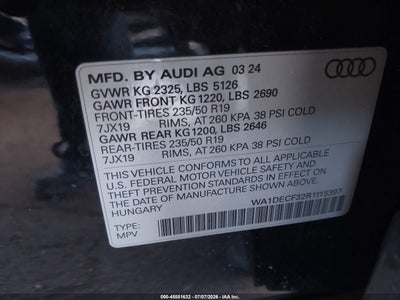 AUDI Q3