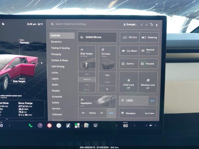 TESLA CYBERTRUCK
