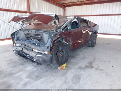 TESLA CYBERTRUCK