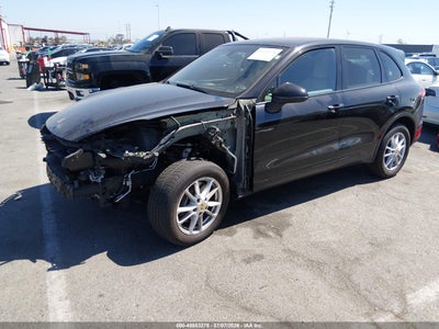 PORSCHE CAYENNE