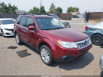 JF2SHBEC2CH444195 SUBARU FORESTER Photo 1